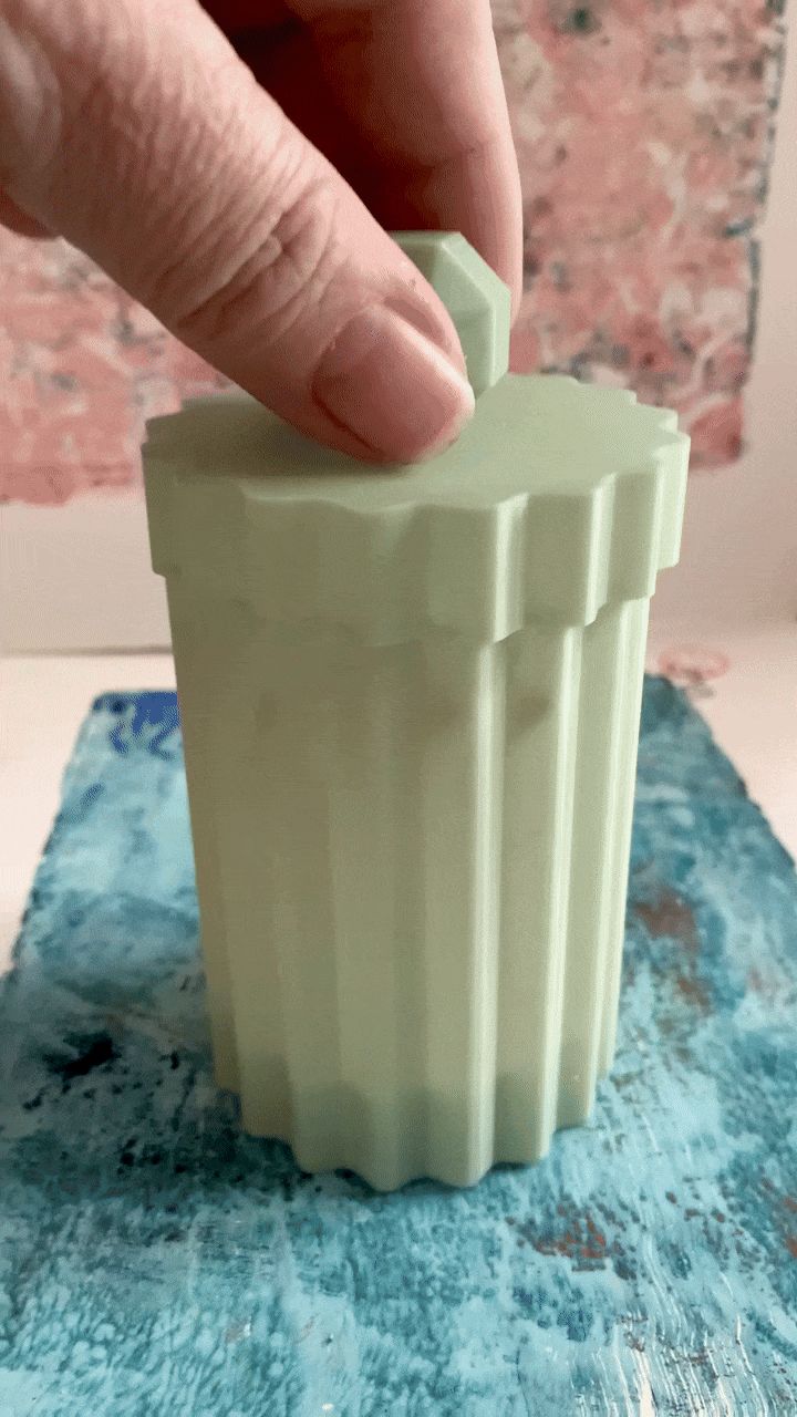 Cotton swab/toothpick holder VASE MODE