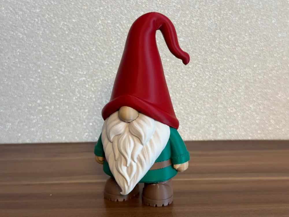 Adorno temático: Gnome, Dwarf. Referencia del modelo original.