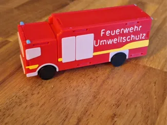 Feuerwehrauto-Bausatzkarte im deutschen Stil GWG