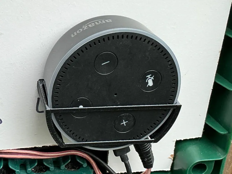 Amazen Echo Dot gen 1 wall mount with cross braces