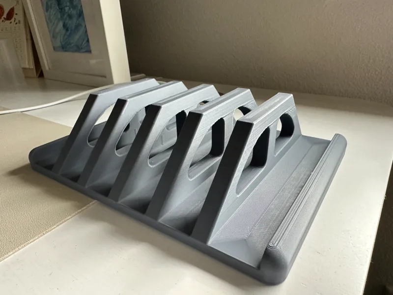 Laptop Holder (4 slots)