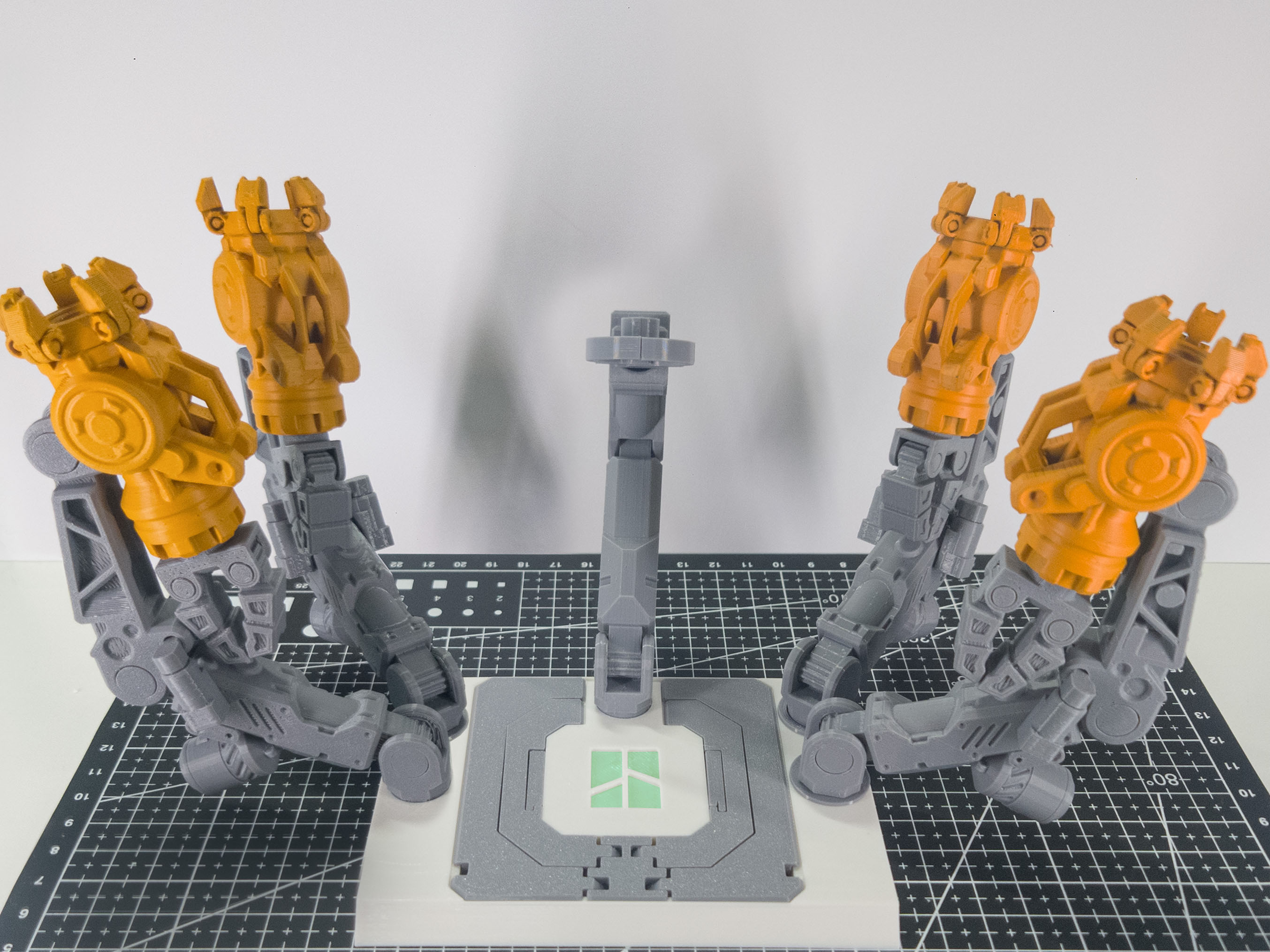 Miniatura 2 do modelo 3D 着装整备台:机械手办展台