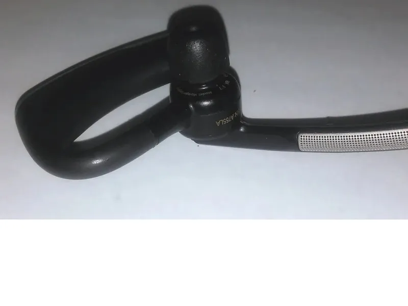 Poly Plantronics Voyager Legend