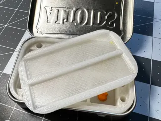 Altoids Tin Water color palette cap