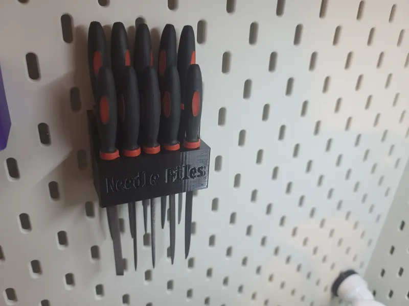 SKADIS NEEDLE FILE HOLDER