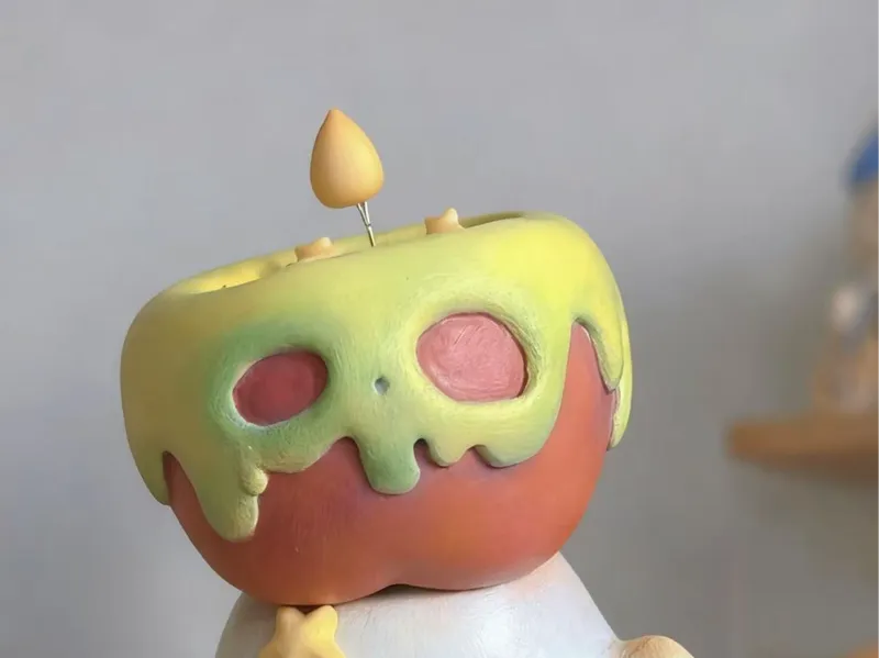 Apple Skull Ghost Pumpkin - Halloween Decoration