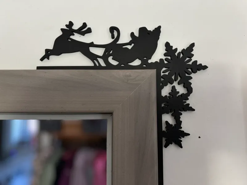 Weihnachtsmann mit Schlitten Türecke