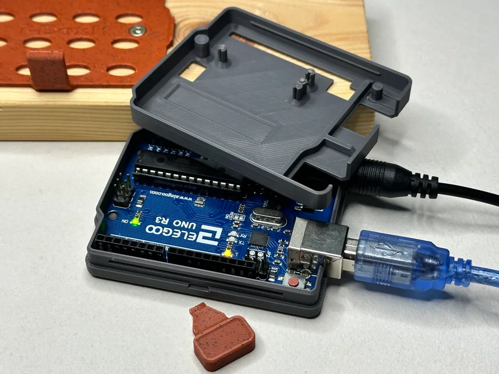 Arduino Uno SnapFit case mit Wall Mount by i-BoxIt - MakerWorld