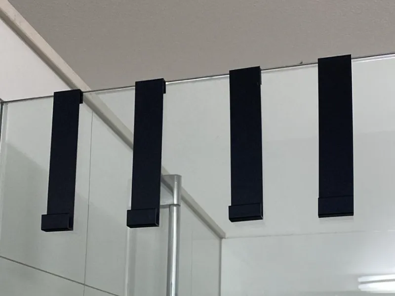 Towel hanger for 8mm glass shower walls