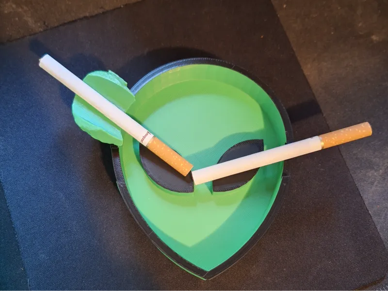 Alien Head Ashtray