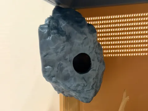 Modelo para impresión 3D: Magnetic Rock Jumping Spider Hide — referencia de MakerWorld