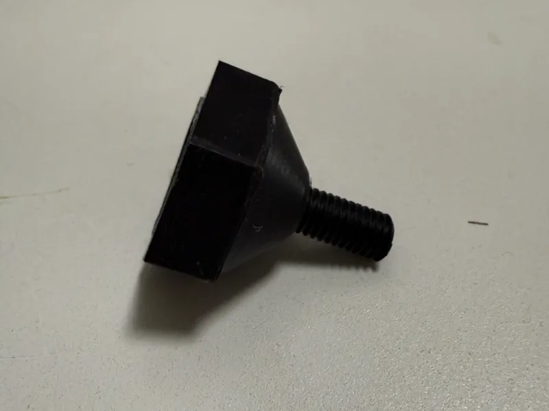 1/2" BSP to M8x1,25 (bicycle valve/Schrader)