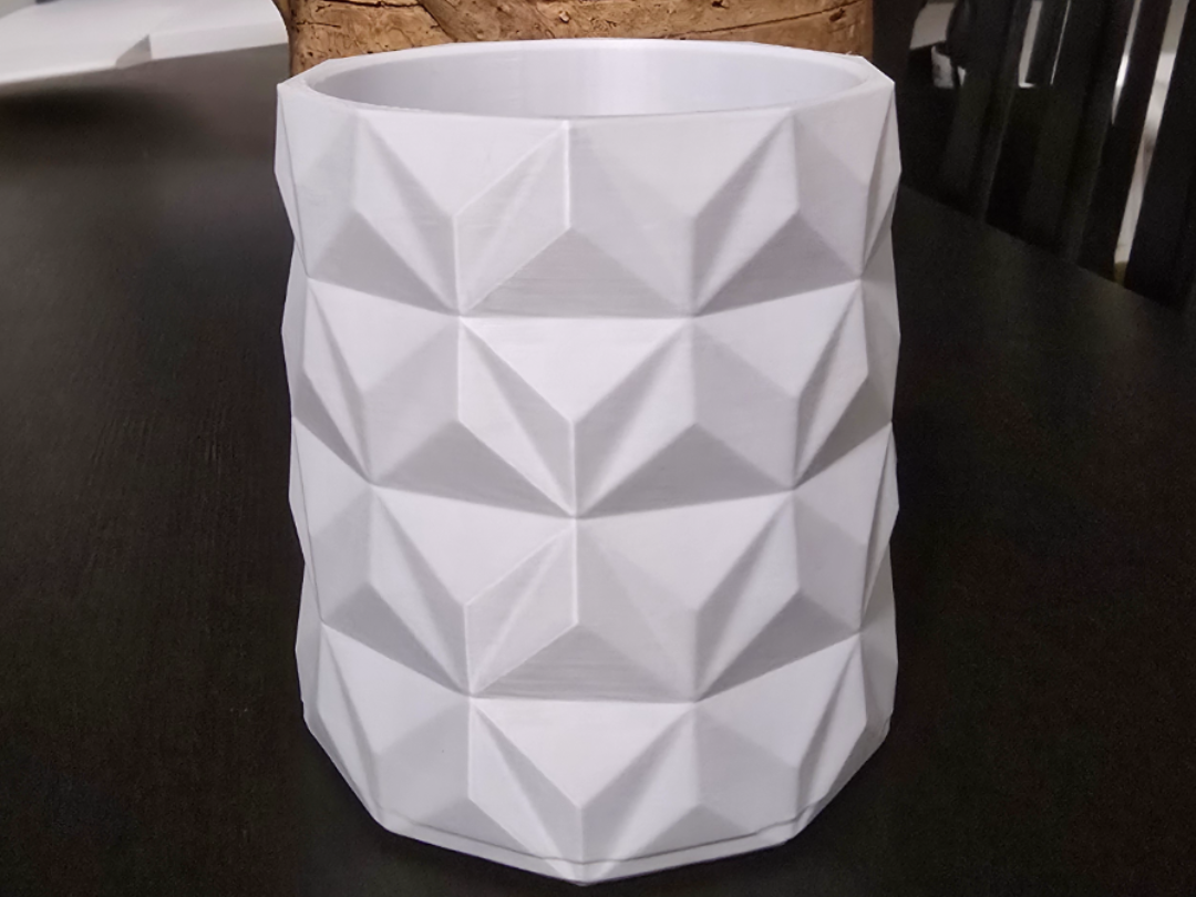 3D Geometric Plant Pot