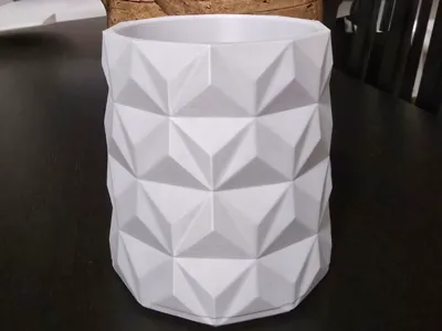 3D Geometric Plant Pot