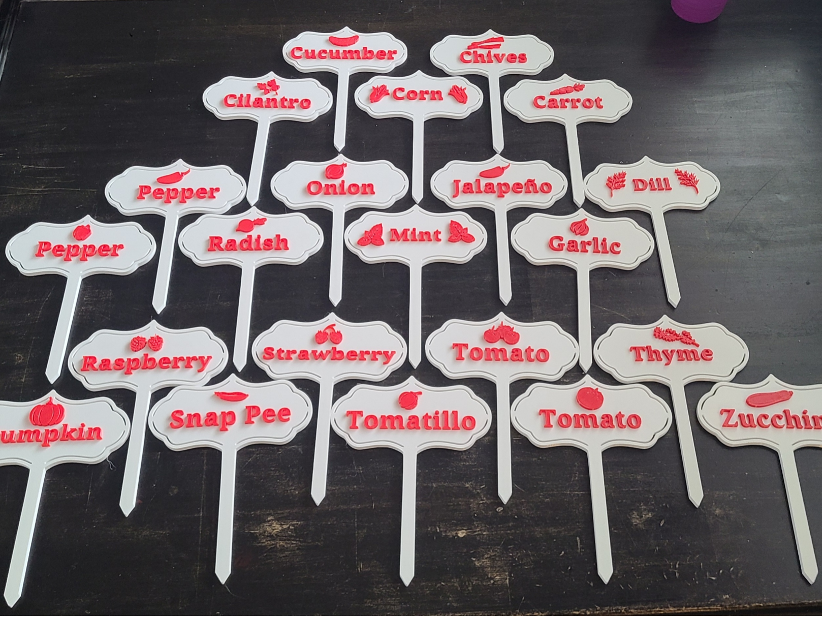 22 10" labelled garden stakes