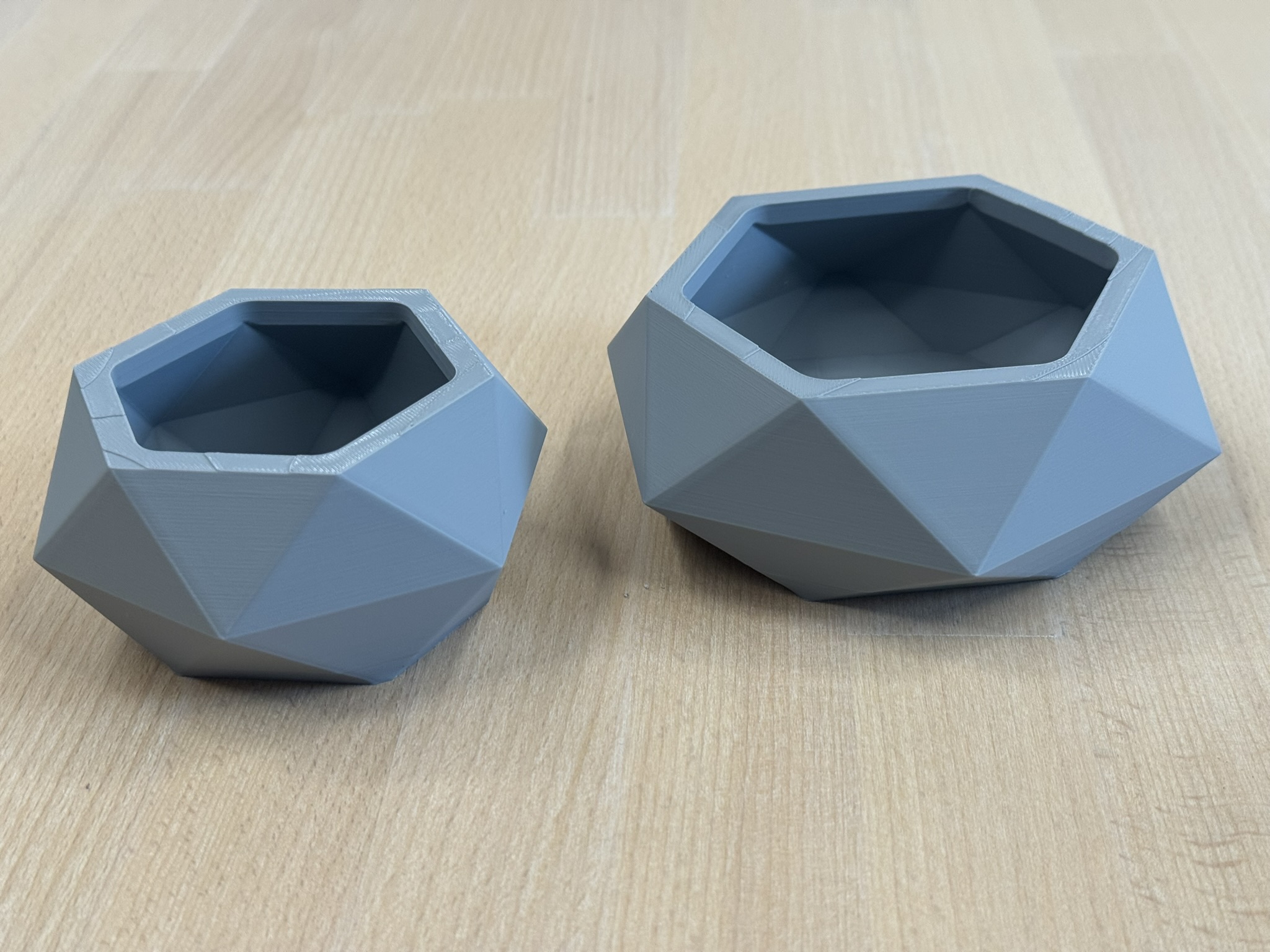 Miniatura 3 do modelo 3D Succulent planter - pot - hex