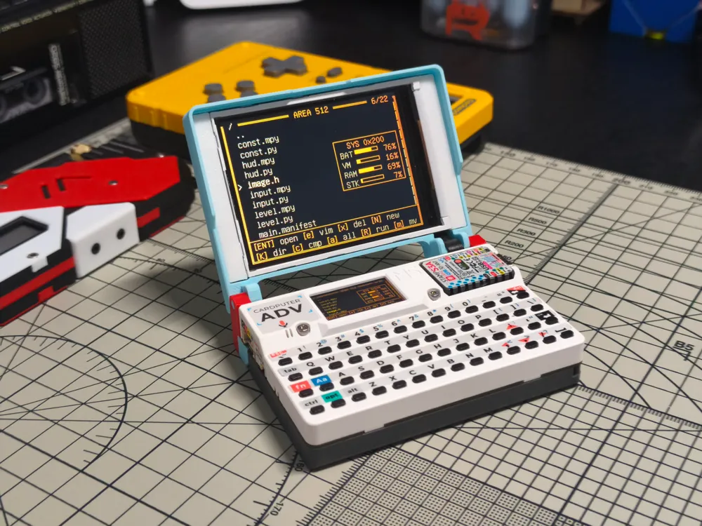 Tapa o cubierta: Cap TFT V2 - Display Expansion for Cardputer ADV. Referencia del modelo original.
