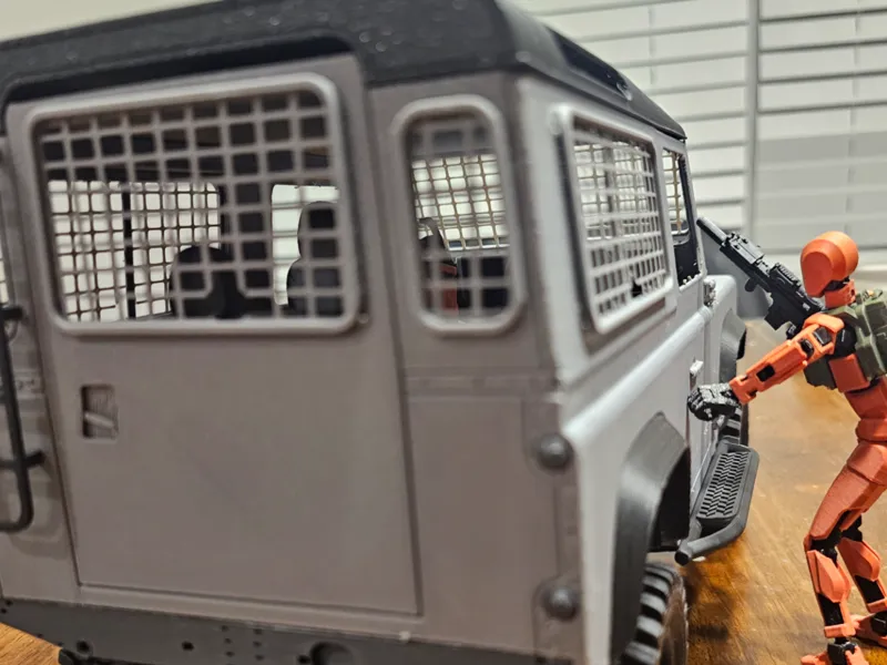 Landy Mini Mesh windows