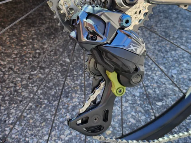 Shimano Deore XT Di2 RD-M8250 Derailleur Cage Lock