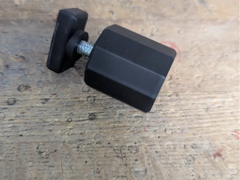 TYM T474 Cab 3pt Limiter