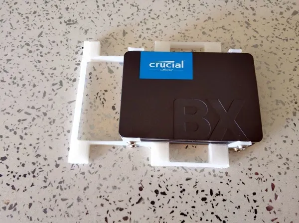 Adaptateur pour disques SSD