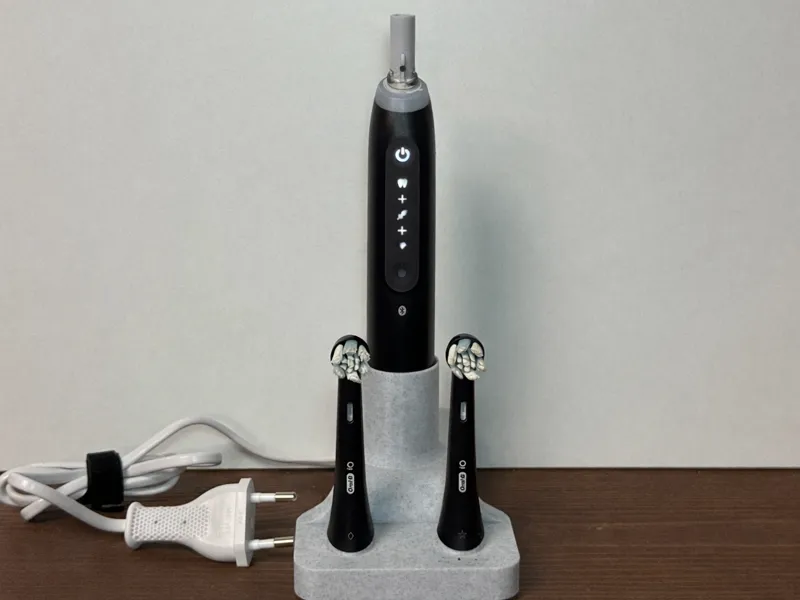 Oral-B iO 5 Charger Stand for 2 brush heads