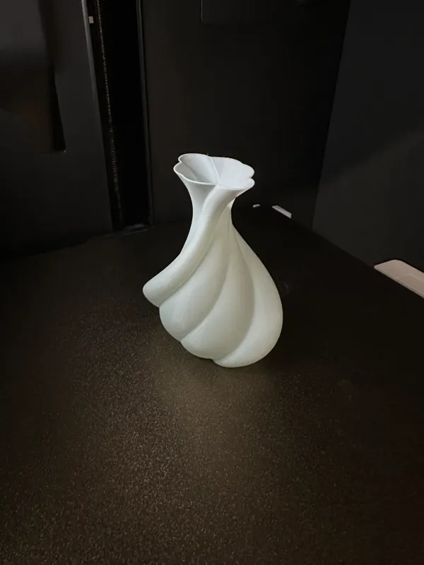 Vase modulable à taille ajustable
