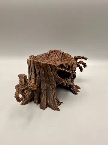 Modelo para impresión 3D: Haunted Stump Hideout — vista de referencia 5