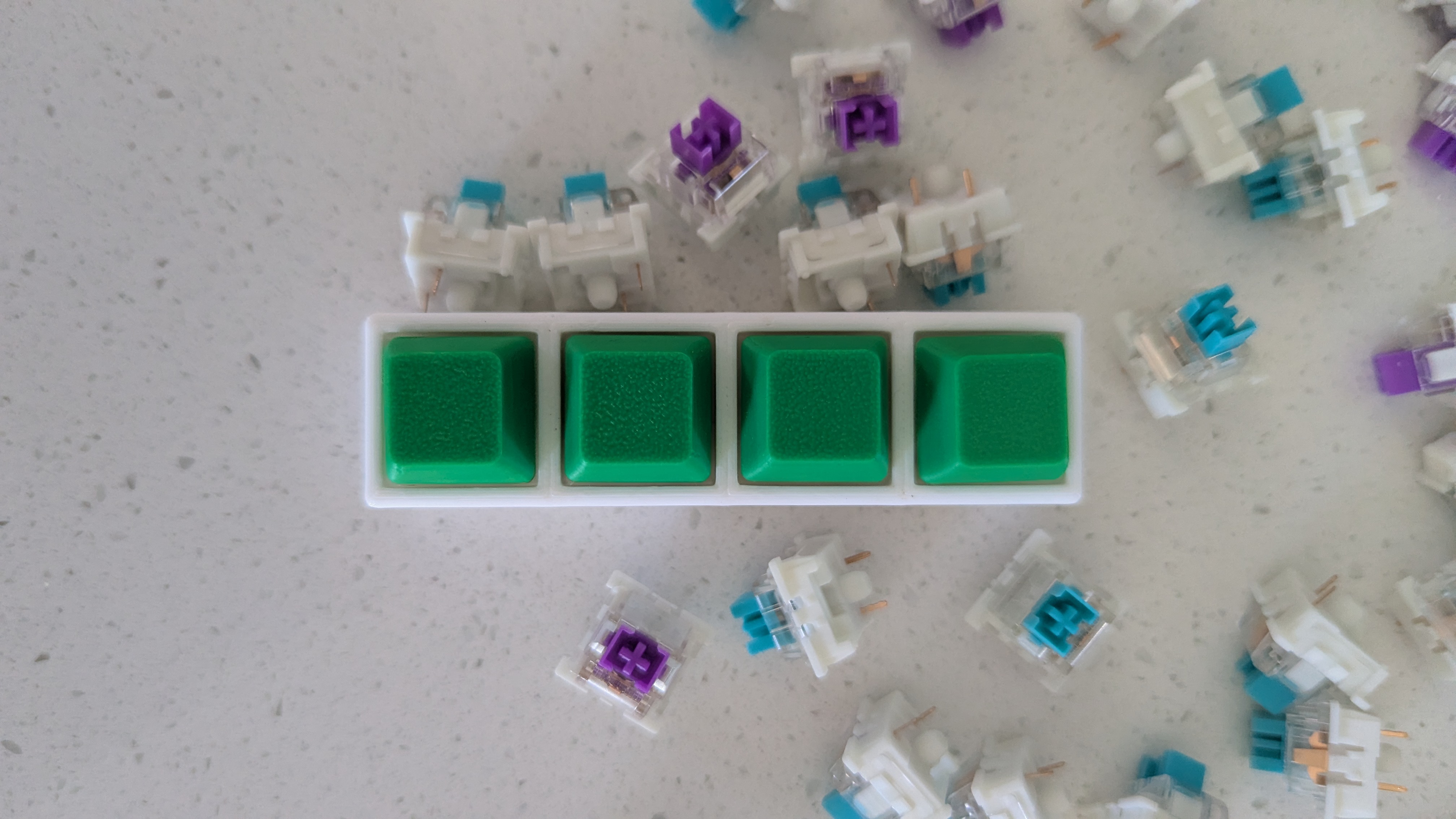 Miniatura 1 do modelo 3D Custom Name Fidget Clickers