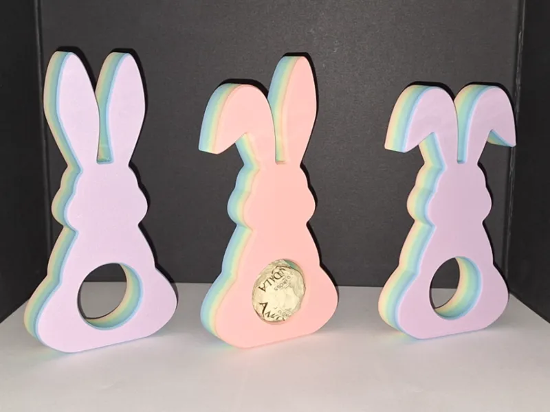 3 Osterhasen mit Loch für Praline oder Serviette