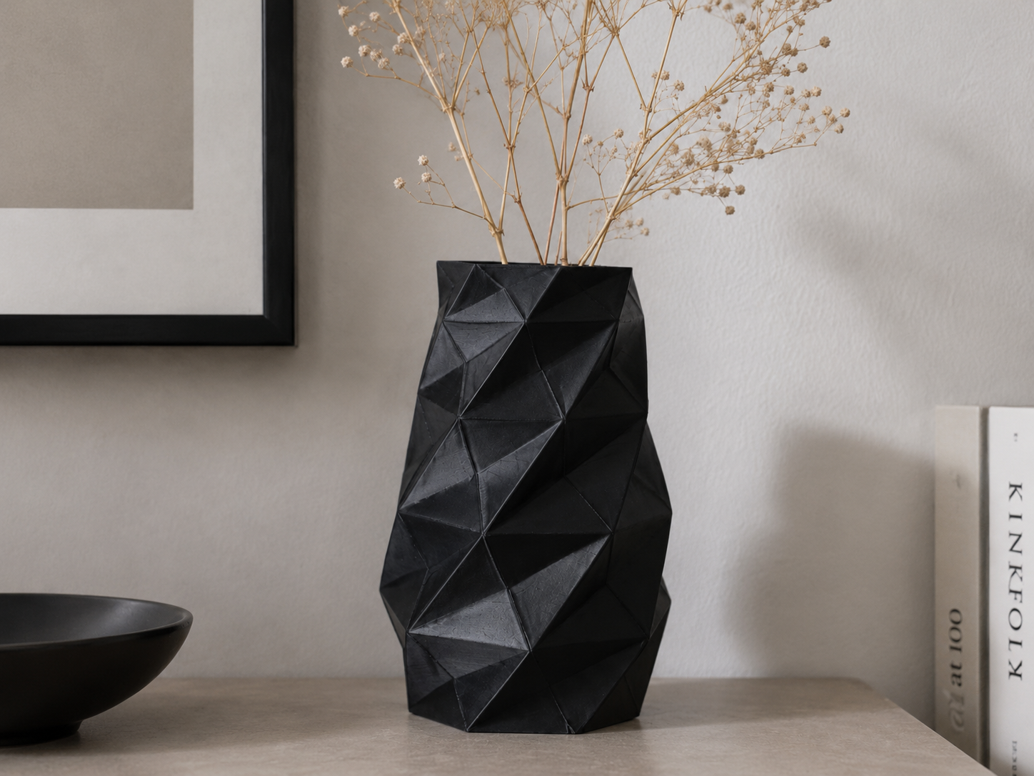 Faceted Geometric Vase - Modern LowPoly Home Decor