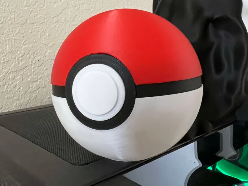 Super easy Pokeball 2 pieces NEW
