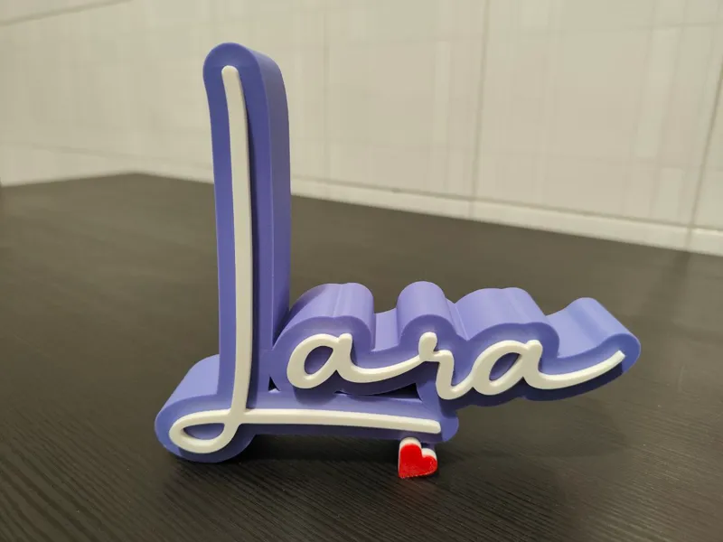 Lara's name stand