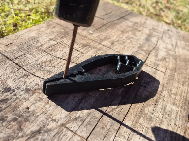 Safety Nail Holder