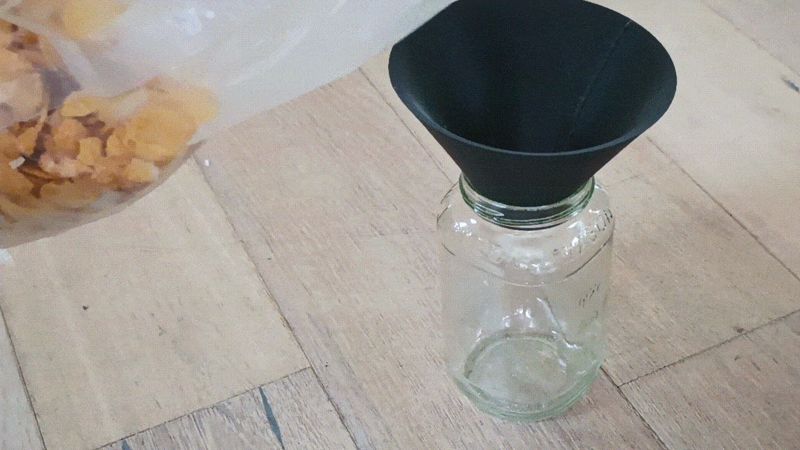 Mason jar funnel