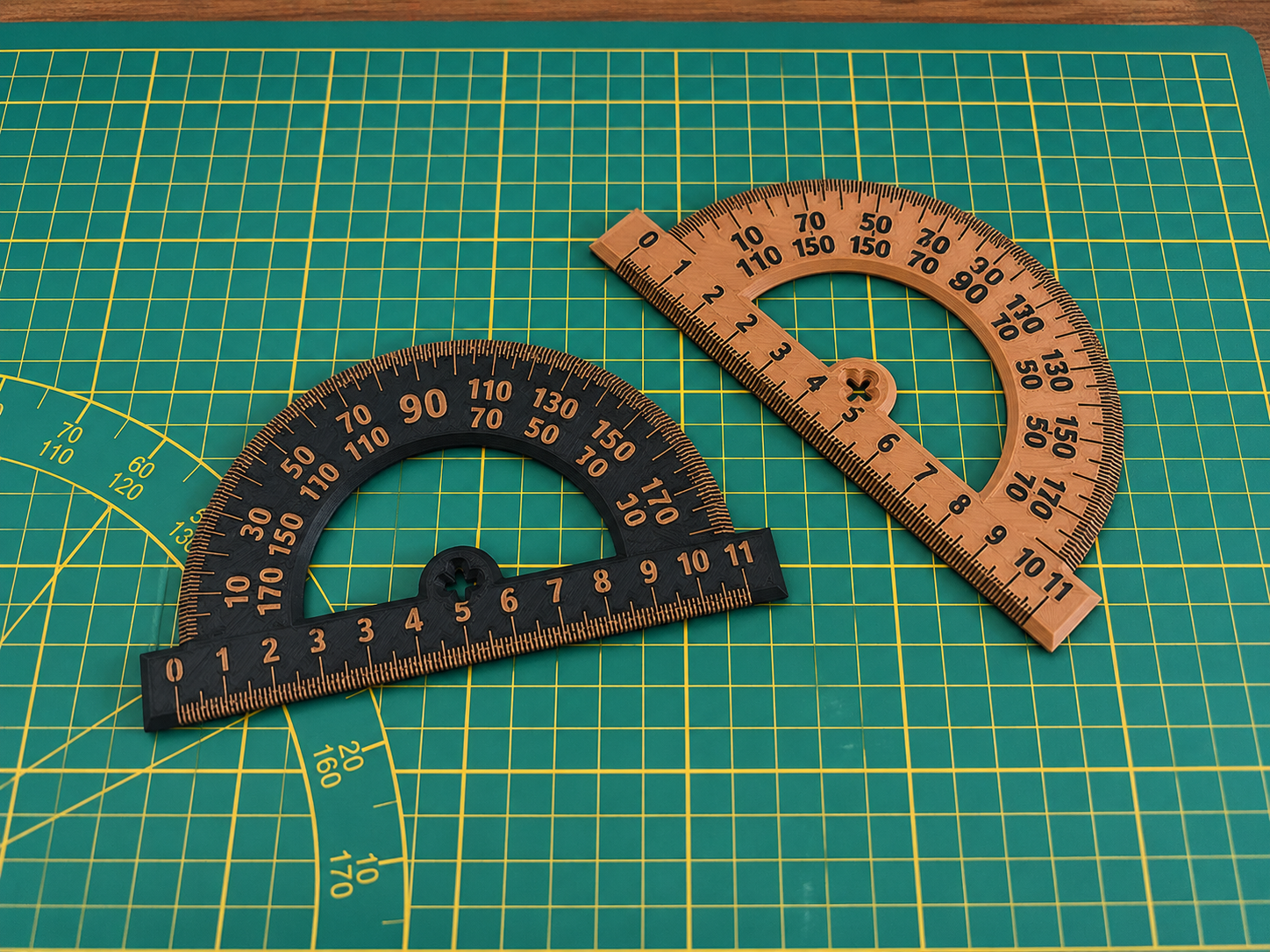 180° Protractor with 11 cm Ruler