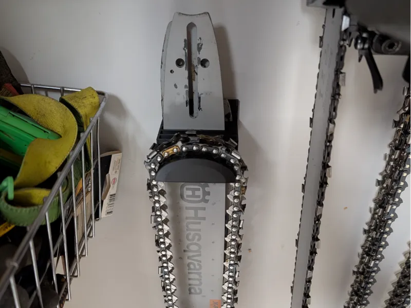 Chainsaw Bar and Chain storage organizer v2 