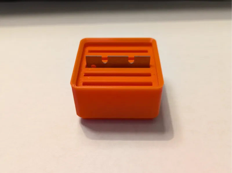 AMS Riser V2 Gridfinity Bambu scraper blade bin