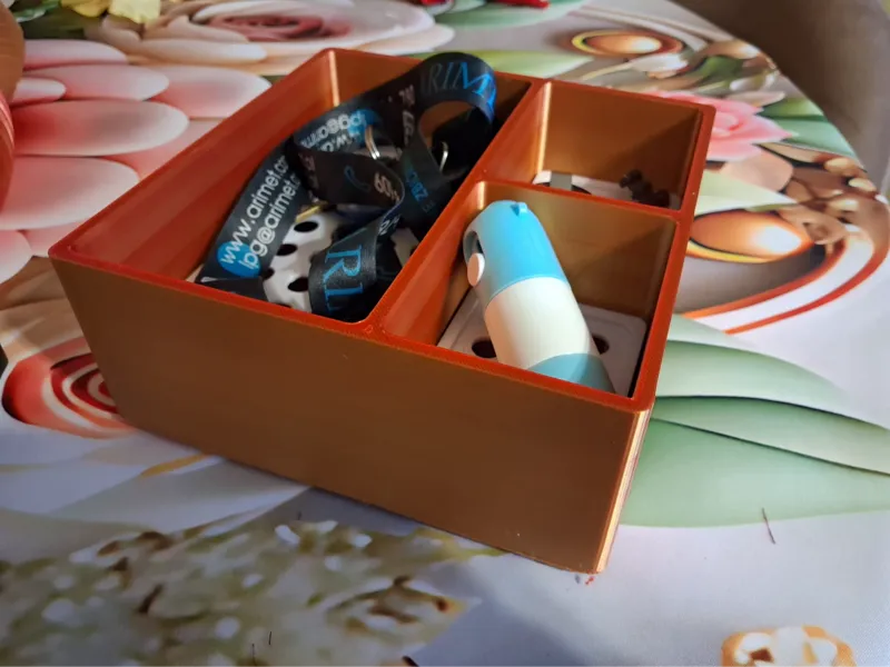 simple box for things