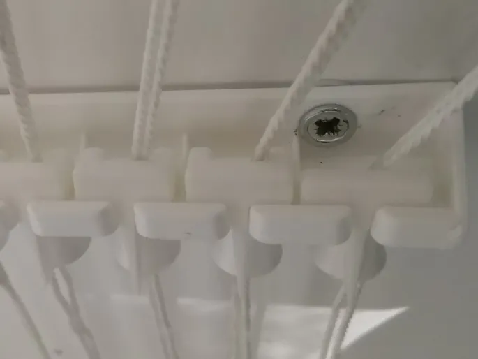 Hanging drying rack comb