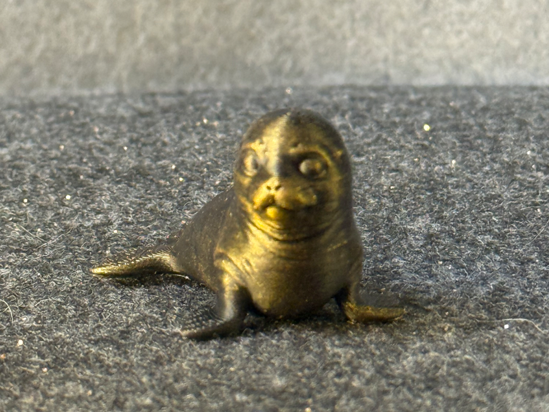 Mini Seal – Cute Desk Creature