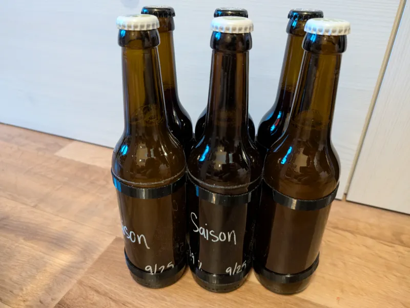 Beer bottle ring carriers for 0.33L bottles