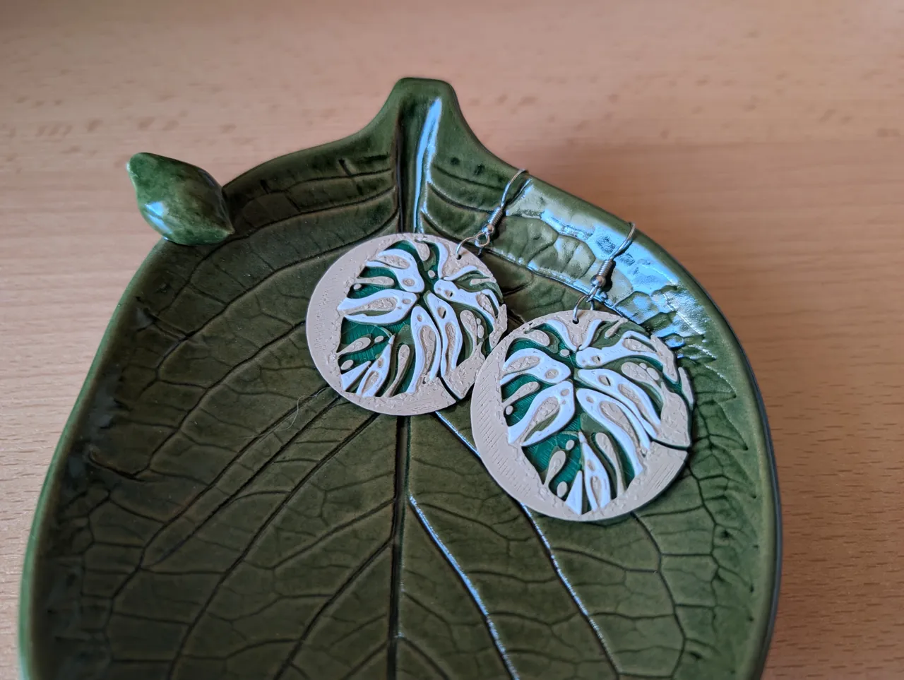 Monstera leaf earring view 3