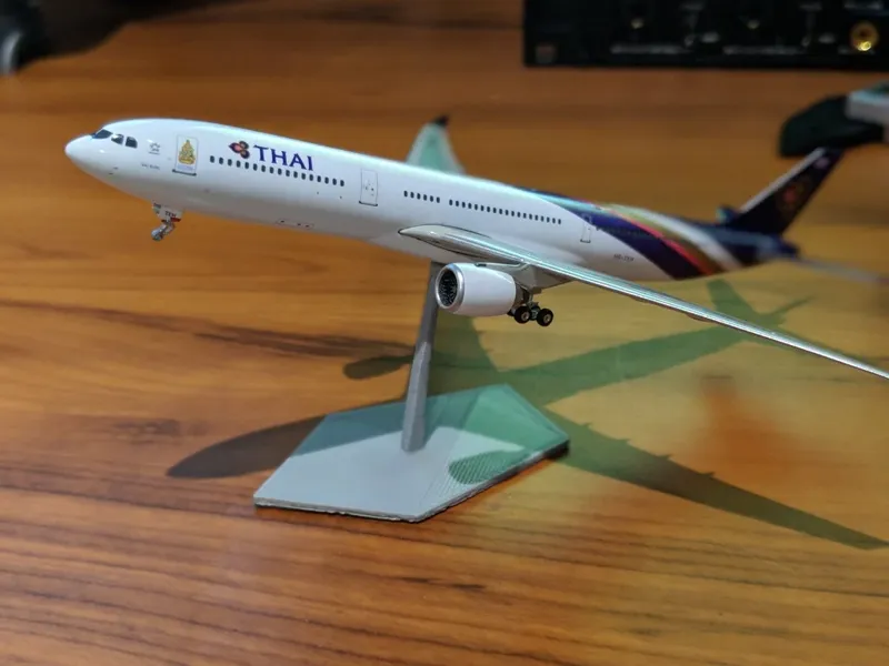 Model Airplane Stand (1:400 Scale)