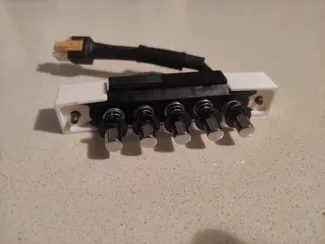 TECHNIKA 900mm Rangehood - 5 Button switch support