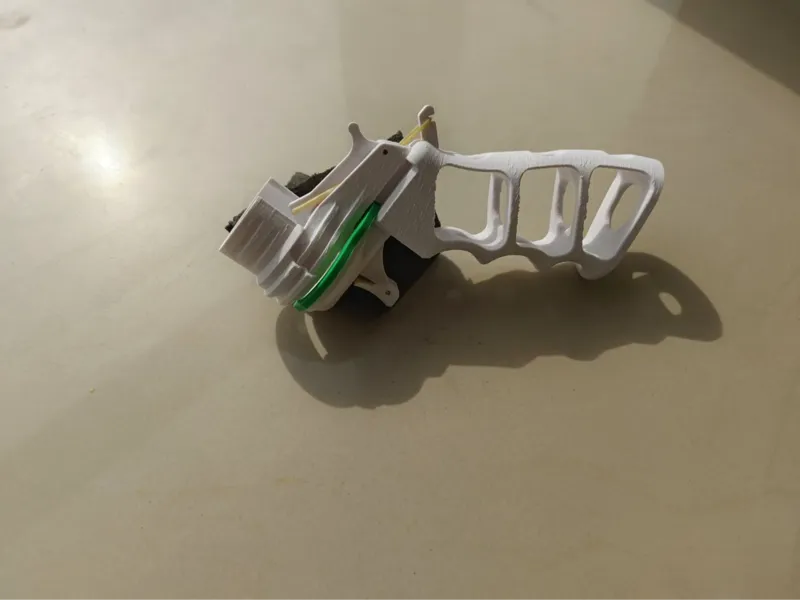 飞盘发射器
