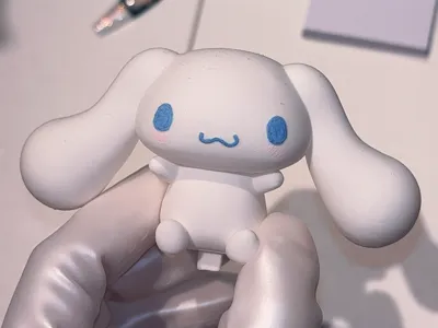 Super cute Cinnamoroll figure