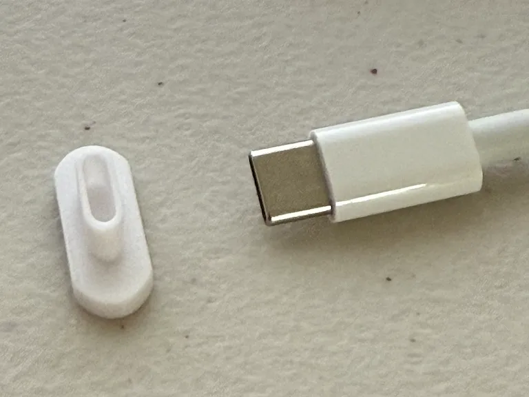USB-C Plug (Female)
