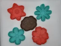 Emporte-pièces fleurs pour pâte à modeler (lot 2) — photo 2
