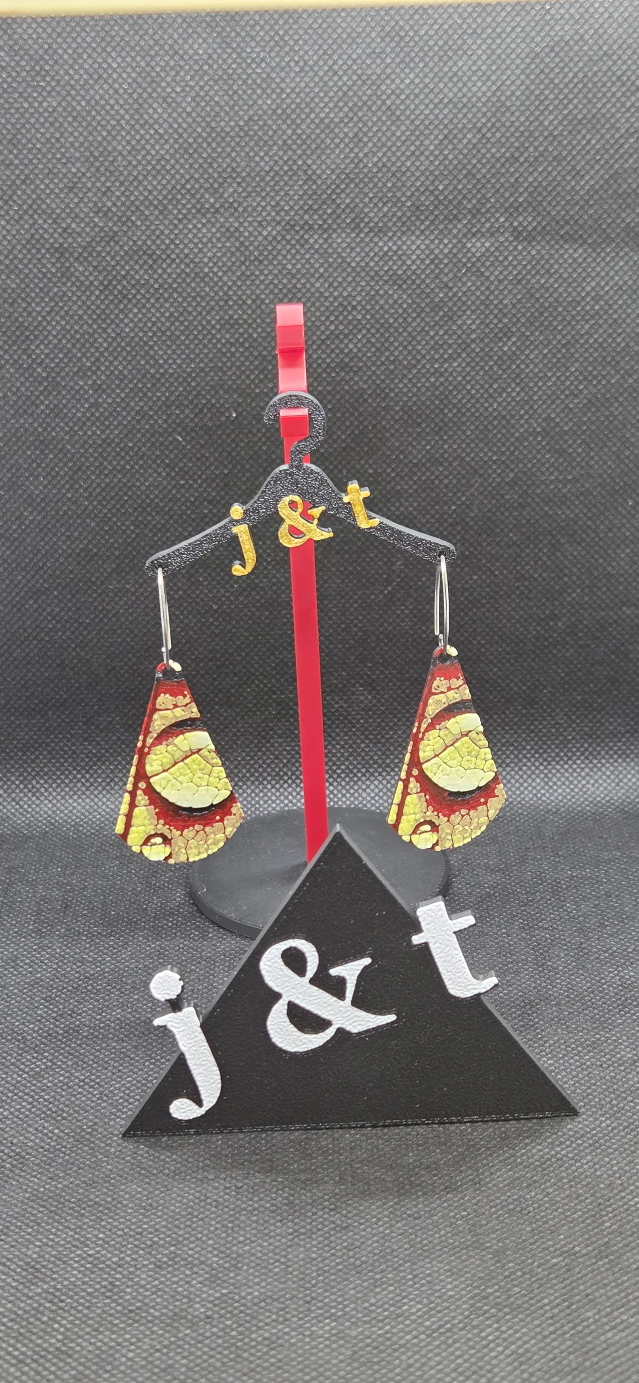 Teardrop style Leaf with water drop earrings view 2